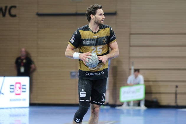 25 05 2026 Handball Men 2025 2026 2 Handball Bundesliga 32 Matchday HC Elbflorenz 2006 TSV Bayer Dormagen BallsportArena Dresden Sebastian Greß Dresden, 25, black and gold on the ball Dresden Saxony Germany