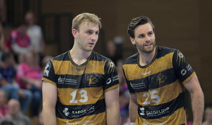 25 05 2026, Dresdens Anton Preußner and Dresdens Sebastian Greß, right, Handball, 2 Bundesliga, HC ELbflorenz Dresden TSV Bayer Dormagen, c Dresden