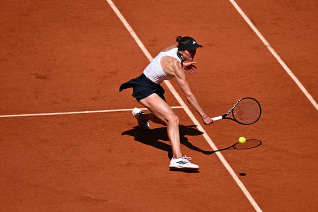 2026 French Open - Elina Svitolina Elina Svitolina (UKR) during her first round match at the 2026 Roland Garros French Tennis open tournament in Paris, France, on May 25, 2026. Photo by Corinne Dubreuil ABACAPRESS.COM Paris France  Copyright: xDubreuilxCorinne ABACAx