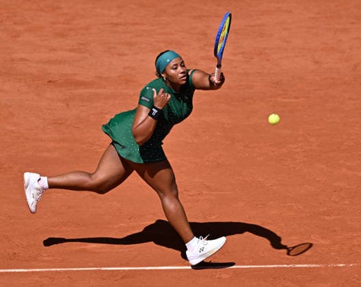 2026 French Open, Roland-Garros - Day 3 PARIS, FRANCE - MAY 26: Taylor Townsend of the United States in in action against compatriot Coco Gauff (not seen) during their Women s Singles first-round match on Day Three of the 2026 French Open at Roland Garros on May 26, 2026 in Paris, France. Mustafa Yalcin Anadolu Paris France. Editorial use only. Please get in touch for any other usage.  Copyright: x2026xAnadoluxMustafaxYalcinx
