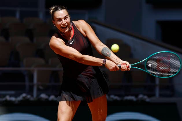 May 26, 2026, Paris, France: ARYNA SABALENKA (RUS) In action against J. Bouzas (ESP) during the WTA, Tennis Damen French Open at Roland Garros Stadium in Paris, France. Sabalenka won 6:4, 6:2. Paris France - ZUMAb253 20260526_zsp_b253_284 Copyright: xLoicxBaratouxx