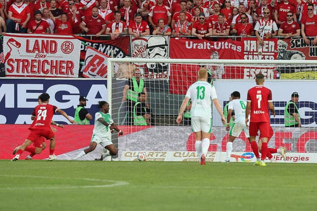 26 05 2026, xrekx, Soccer 2 Bundesliga Relegation, SpVgg Greuther Fuerth Rot Weiss Essen v l Goal shot to 1 0 by Noel Futkeu SpVgg Greuther Fuerth DFL DFB REGULATIONS PROHIBIT ANY USE OF PHOTOGRAPHS as IMAGE SEQUENCES and or QUASI VIDEO Fuerth