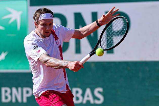 2026.05.26 Paryz Tenis French Open Roland Garros 2026 Alexander Bublik - Jan-Lennard Struff N z Alexander Bublik Foto Pawel Andrachiewicz PressFocus 2026.05.26 Paris Tennis - French Open Roland Garros 2026 Alexander Bublik - Jan-Lennard Struff Alexander Bublik Credit: Pawel Andrachiewicz PressFocus NEWSPIX.PL --- newspix.pl 