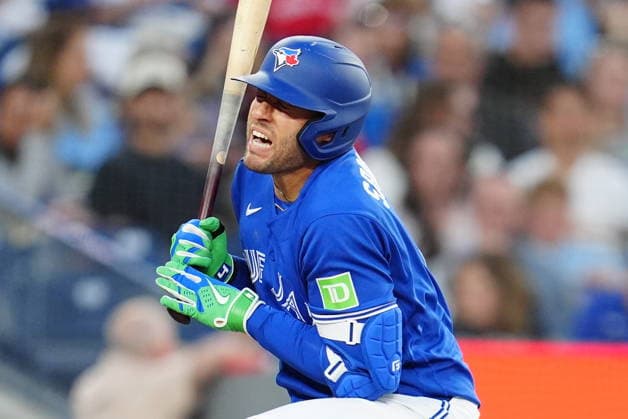 May 25, 2026, Toronto, On, CANADA: Toronto Blue Jays designated hitter George Springer (4) reacts to getting hit by a pitch against the Miami Marlins during fifth inning MLB, Baseball Herren, USA action in Toronto on Tuesday May 26, 2026. Canada News - May 25, 2026  - ZUMAc35_ 20260525_zaf_c35_212 Copyright: xFrankxGunnx
