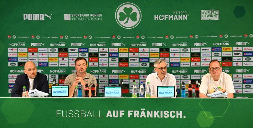 27 05 2026 SpVgg Greuther Fürth Fuerth Media event Press event Presentation of new Managing Director Sport from left Holger Schwiewagner Commercial Managing Director SpVgg Greuther Fürth Daniel Meyer Managing Director Sport SpVgg Greuther Fürth Peter Köhr Chairman of the Supervisory Board SpVgg Greuther Fürth Volker Heißmann Heissmann President SpVgg Greuther Fürth eV , Member of the Supervisory Board SpVgg Greuther Fürth