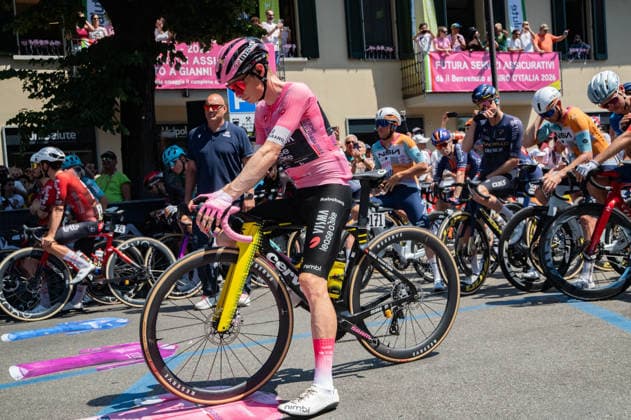 CYCLING - Giro d Italia - Stage 17 - Cassano d Adda - Andalo Photo by IPA ABACAPRESS.COM85108582 - Jonas Vingegaard, TEAM VISMA LEASE A BIKE during the 17th stage of Giro d Italia 2026 starting in Cassano d Adda(Milano), Italy, on may 27, 2026 Andalo Italy  Copyright: xIPAxSport ABACAx