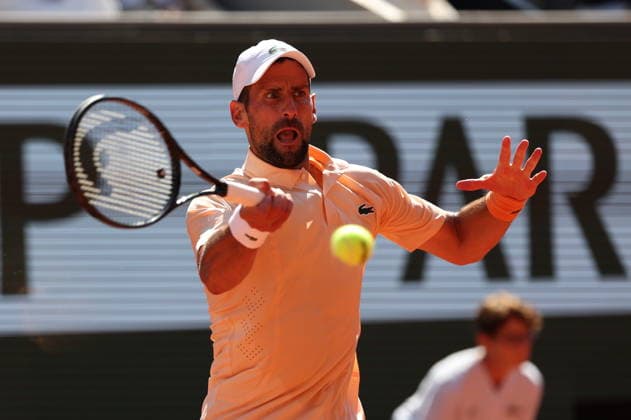 ROLAND GARROS 2026 Thierry Larret MAXPPP - PARIS (75) 27 05 2026 Thierry Larret Maxppp. Tennis. Roland Garros 2026. Internationaux de France de tennis. Stade Roland Garros, Paris (75).Le 27 Mai. Court Philippe CHATRIER : Valentin ROYER (FRA) vs Novak DJOKOVIC (SRB). -- Roland Garros French Open tennis tournament, in Paris, France, on 27 May 2026 PARIS (75) STADE ROLAND GARROS PARIS ILE DE FRANCE FRANCE  Copyright: xMAXPPPxThierryxLarretx TLR202605274825 TLR202605274825