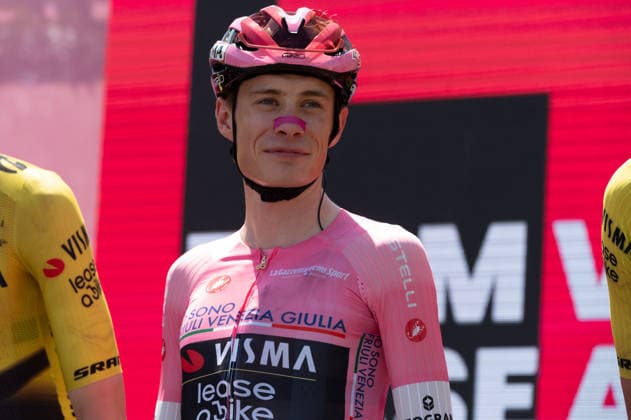CYCLING - Giro d Italia - Stage 17 - Cassano d Adda - Andalo Photo by IPA ABACAPRESS.COM85111473 - Jonas Vingegaard, Team Visma Lease A Bike during the 17th stage of Giro d Italia 2026 starting in Cassano d Adda(Milano), Italy, on may 27, 20268 Andalo Italy  Copyright: xIPAxSport ABACAx