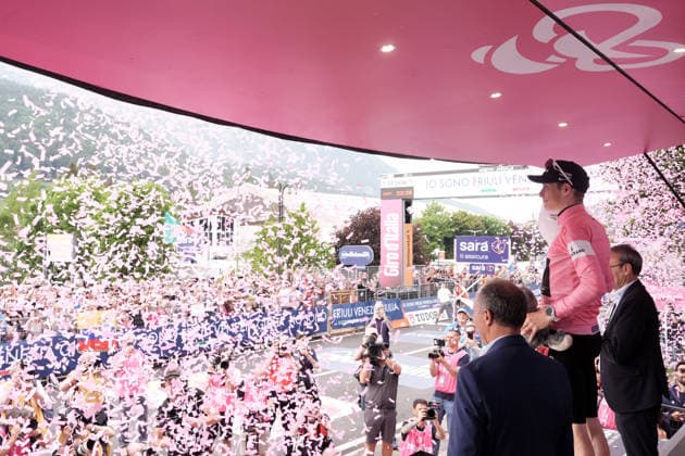 The pink jersey Denmark™s Jonas Vingegaard Hansen of Team Visma Lease A Bike celebrate on the podium after the Stage 17 of the Giro d™Italia, from Cassano d™Adda to Andalo, Italy, Wednesday, May 27, 2026.  Copyright: xMassimoxPaolone LaPressex
