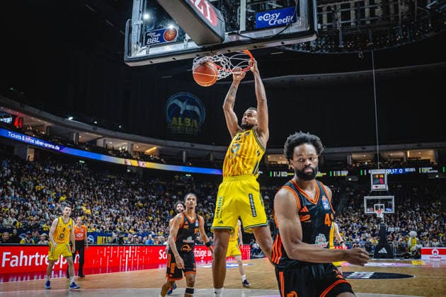 Basketball Berlin 27 05 2026 Season 2025 2026 EasyCredit BBL 1 Bundesliga Men, Men Playoffs Quarterfinals Game 5 Alba Berlin RASTA Vechta Norris Agbakoko Alba Berlin, No 17 Lloyd Pandi Vechta, No 41