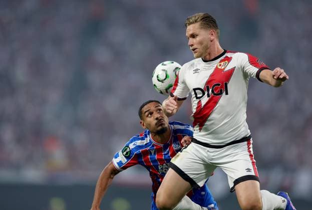 Maxence Lacroix of Crystal Palace in action against Alexandre Alemao of Rayo Vallecano Crystal Palace v Rayo Vallecano, UEFA Conference League, Final, Football, Red Bull Arena, Leipzig, Germany - 27 May 2026Leipzig Red Bull Arena Germany EDITORIAL USE ONLY No use with unauthorised audio, video, data, fixture lists, club league logos or live services. Online in-match use limited to 120 images, no video emulation. No use in betting, games or single club league player publications.  Copyright: xKieranxMcManus Shutterstockx 16898266bn