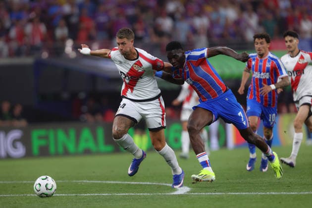 27 05 2026, xtgx, Football UEFA Conference League Final 2026, Crystal Palace Rayo Vallecano v l Yeremy Pino Crystal Palace Florian Lejeune Rayo Vallecano Ismaila Sarr Crystal Palace duel, action, action, battle for the ball UEFA REGULATIONS PROHIBIT ANY USE OF PHOTOGRAPHS as IMAGE SEQUENCES and or QUASI VIDEO Red Bull Arena
