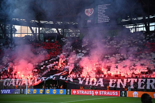 IPA85115331 - Supporters Rayo Vallecano de Madrid during the UEFA Europe Conference 2026 final between Rayo Vallecano de Madrid vs. Crystal Palace F.C. on May 27th, 2026 at the Red Bull Arena, Leipzig, Germany  Copyright: xVincenzoxOrlando IPAxSportx xx 85115331