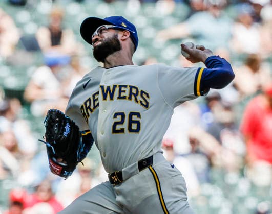 Milwaukee Brewers relief pitcher Aaron Ashby throws in the seventh inning of the MLB, Baseball Herren, USA game between the St. Louis Cardinals and the Milwaukee Brewers at American Family Field in Milwaukee, Wisconsin on Wednesday, May 27, 2026.  MIL20260527821 TANNENxMAURY