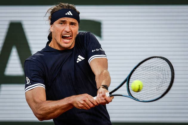 May 27, 2026, Paris, France, France: Alexander ZVEREV of Germany during the fourth day of the Roland-Garros 2026, French Open 2026, Grand Slam tennis tournament at Roland-Garros Stadium on May 27, 2026 in Paris, France. Roland Garros 2026 - Day 4  - ZUMAm308 20260527_zsp_m308_068 Copyright: xMatthieuxMirvillex