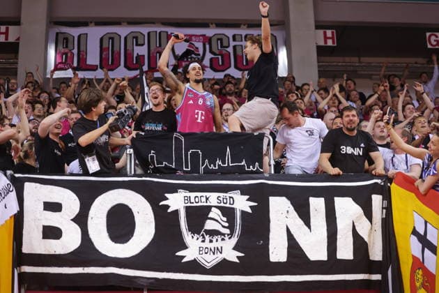 Michael Kessens Telekom Baskets Bonn celebrating after victory against Fitness First Würzburg Wuerzburg Baskets Playoffs Quarterfinals Game 5 Season 2025 26