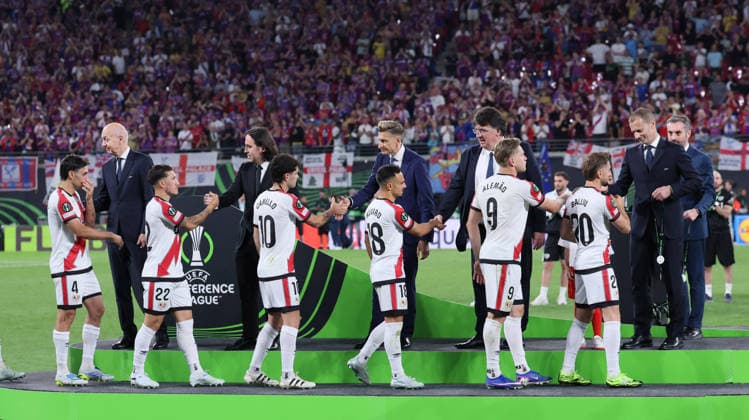 Crystal Palace Rayo Vallecano Final Conference League Leipzig, 27 05 2026, Leipzig Stadium, Football, Final UEFA Conference League , Crystal Palace ENG v Rayo Vallecano Madrid ESP 0 1 0 1 , CRYSTAL PALACE F C is winner of the UEFA Conference League 2026 , In the picture Disappointed players of Rayo Vallecano Madrid , For editorial use only Only editorial use , UEFA regulations prohibit any use of photographs as image sequences and or quasi video , Picture Point