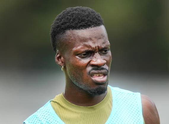 May 27, 2026, Charlotte, Nc, UNITED STATES: Canada forward Tani Oluwaseyi takes a break from the heat during Team Canada World Cup roster selection camp in Charlotte, N.C., on Wednesday, May 27, 2026. Canada News - May 27, 2026  - ZUMAc35_ 20260527_zaf_c35_190 Copyright: xNathanxDenettex