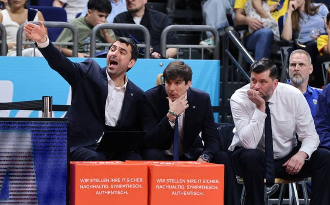 Co-Coach Vladimir Bogojevic, Coach Pedro Calles, Co-Coach Sebastian Trzcionka Sport Basketball BBL Bundesliga Mens Play Off Quarter Final 5 Match Season 2025 2026 27 05 2026 ALBA Berlin vs SC Rasta Vechta