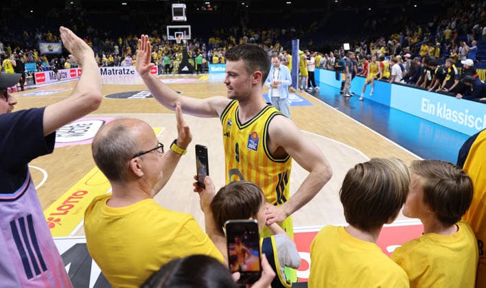 Jonas Mattisseck cheers with the fans after the end of the game Joy Emotion Sport Basketball BBL Bundesliga Mens Play Off Quarter Final 5 Game Season 2025 2026 27 05 2026 ALBA Berlin vs SC Rasta Vechta