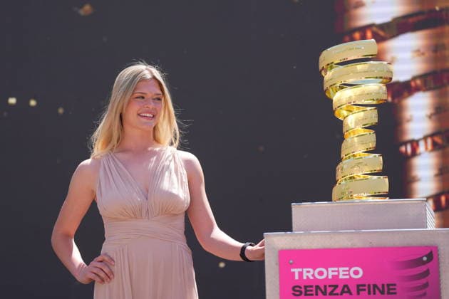 The trophy (trofeo senza fine) during Stage 18 of the Giro d™Italia from Fai della Paganella - Pieve di Soligo Italy, Thursday May 28, 2026  Copyright: xSimonexSpada LaPressex