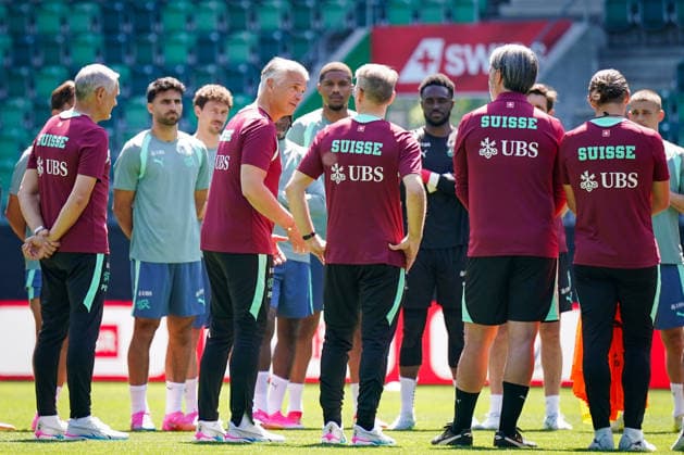 Switzerland Football Swiss national team 2026, Swiss national team training Kybunpark St Gallen Sergio Ermotti Group Chief Executive Officer, UBS Peter Knäbel Central President, Swiss Football Association Murat Yakin Coach, Switzerland Team Copyright: xJOERANxSTEINSIEKx