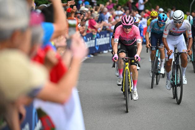 Denmark™s Jonas Vingegaard Hansen of Team Visma Lease A Bike (Pink jersey) during Stage 18 of the Giro d™Italia, from Fai della Paganella to Pieve di Soligo, Italy - Thursday May 28, 2026.  Copyright: xTimxDexWaele Gettyimages Lapressx