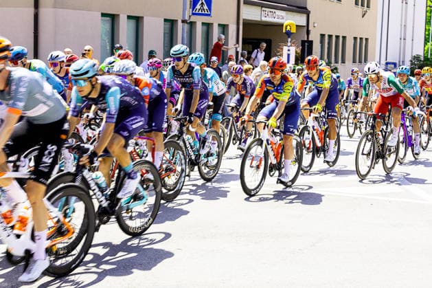 IPA85136987 - Trento ,Passage of the Giro d Italia In the photo: Passage of the Giro d Italia in Gardolo  Copyright: xAaronxGiordanix xAaronxGiordanix 85136987