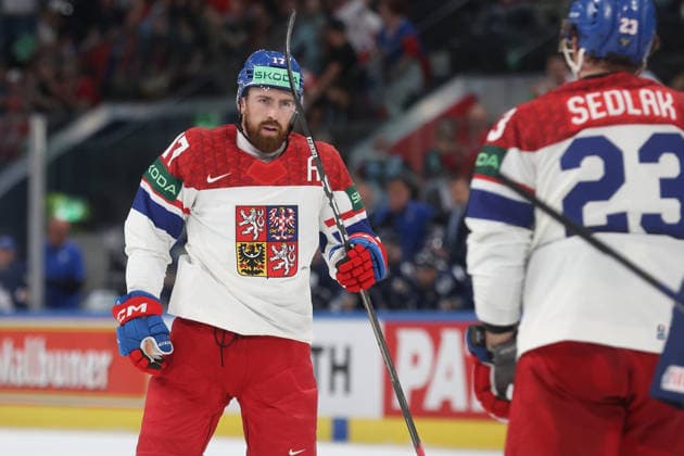 28.05.2026 Swiss Life Arena Zuerich , SCHWEIZ, Herren Eishockey IIHF World Championship, WM, Weltmeisterschaft Zurich 2026 Viertelfinal FIN - CZE Filip Hronek - Lukas Sedlak (CZE) 