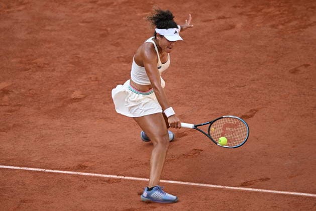 2026 French Open (Roland-Garros) - Day 5 PARIS, FRANCE - MAY 28: Egypt s Mayar Sherif and US Coco Gauff (not seen) compete during their women s singles match on day 5 of the French Open tennis tournament on Court Suzanne-Lenglen at the Roland-Garros Complex in Paris, France on May 28, 2026. Burak Akbulut Anadolu Paris France. Editorial use only. Please get in touch for any other usage.  Copyright: x2026xAnadoluxBurakxAkbulutx
