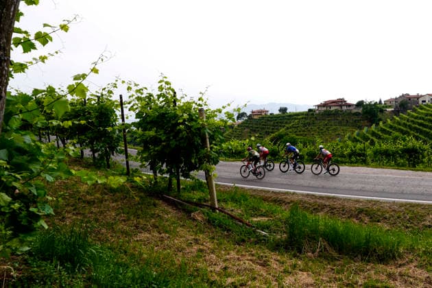 The pack riders during Stage 18 of the Giro d’Italia, from Fai della Paganella to Pieve di Soligo, Italy, Thursday, May 28, 2026.  Copyright: xFabioxFerrari LaPressex