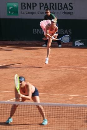 Slovenian Andreja Klepac and Belgian Magali Kempen pictured in action during a doubles tennis match between Belgian-Slovenian pair Kempen-Klepac and US-Italian pair Muhammad-Stollar, in the first round of the women s doubles at the Roland Garros French Open tennis tournament, in Paris, France, Thursday 28 May 2026. This year s tournament takes place from 18 May to 07 June. VIRGINIExLEFOUR  x175319558x