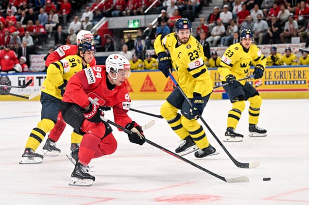 ZURICH, SWITZERLAND MAY 28 Attilio Biasca of Switzerland in action during the 2026 IIHF Ice Hockey World Championship Switzerland game between Switzerland and Sweden at Swiss Life Arena on May 28, 2026 in Zurich, Zurich Zurich Swiss Life Arena Zurich Switzerland Copyright: xJustPictures.ch AndreaxBrancax jp-en-EuSpIm-JP7_ANB_FinCze_28052026_1788