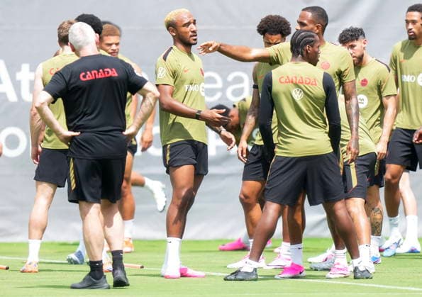 May 28, 2026, Charlotte, Nc, UNITED STATES: Canada defender Derek Cornelius, centre, warms up during team Canada World Cup roster selection camp in Charlotte, NC on Thursday, May 28, 2026. Canada News - May 28, 2026  - ZUMAc35_ 20260528_zaf_c35_082 Copyright: xNathanxDenettex