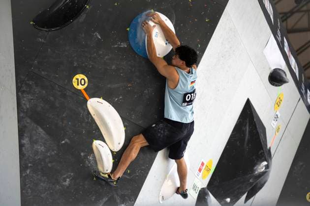 Alcobendas, Madrid, Spain. 28 May 2026. Climber Elias Arriagada Kruger (Germany) during the Men s Boulder Qualification at the World Climbing Series Comunidad de Madrid 2026 at Polideportivo Jose Caballero. Copyright: xDavidxSarmientox xVWPicsx DSG-0714
