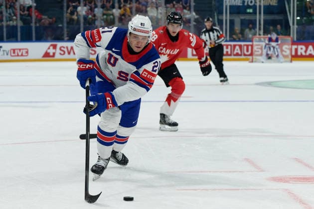 Fribourg, Switzerland - May 28 : Alex Steeves of United States in action (close up) during the 2026 IIHF Ice hockey, Eishockey World Championship, WM, Weltmeisterschaft Switzerland Quarter Final match between Canada and United States at BCF Arena on May 28 , 2026 in Fribourg, Switzerland. Copyright: xGiuseppexVelletrix Sportspressphoto_SPR156441