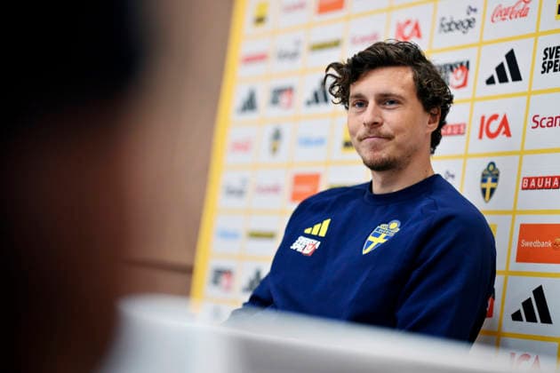 STOCKHOLM, SWEDEN 20260529 Victor Nilsson Lindelöf during today s press conference at Scandic Park with the Swedish men s national football team ahead of the upcoming World Cup in the USA STOCKHOLM SWEDEN x10050x  Copyright: xPontusxLundahl TTx FOOTBALL TEAM PRESS MEETING BEFORE THE WORLD CUP