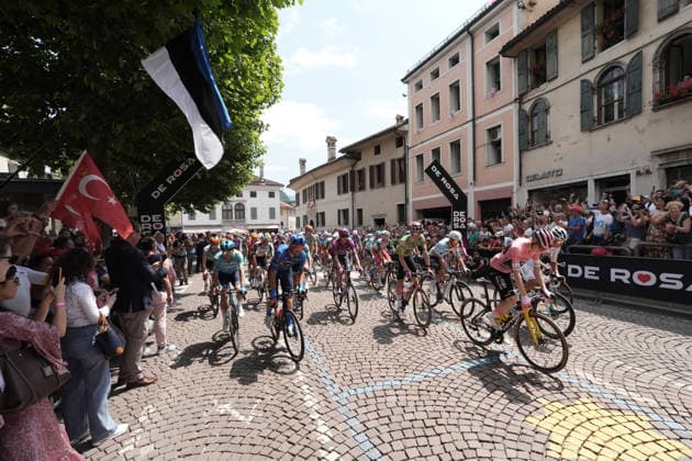 Start the race during Stage 19 of the Giro d™Italia, from Feltre to Alleghe, Italy, Friday, May 29, 2026.  Copyright: xMassimoxPaolone LaPressex