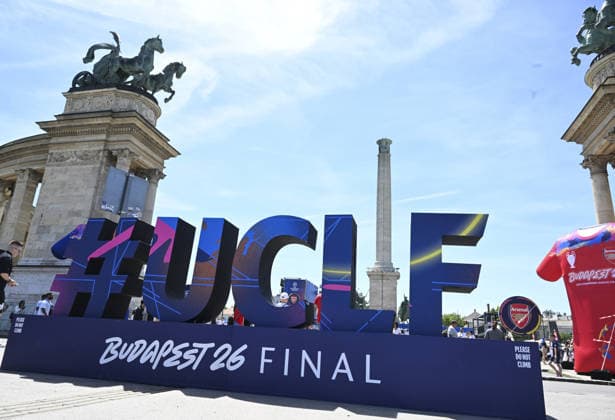 Ahead of the UEFA Champions League final in Budapest BUDAPEST, HUNGARY - MAY 29: English football club Arsenal and French side Paris Saint-Germain fans gather at the fan zone set up in the city center to spend time in experience areas ahead of the UEFA Champions League final match in Budapest, Hungary, on May 29, 2026. Halil Sagirkaya Anadolu Budapest Hungary. Editorial use only. Please get in touch for any other usage.  Copyright: x2026xAnadoluxHalilxSagirkayax