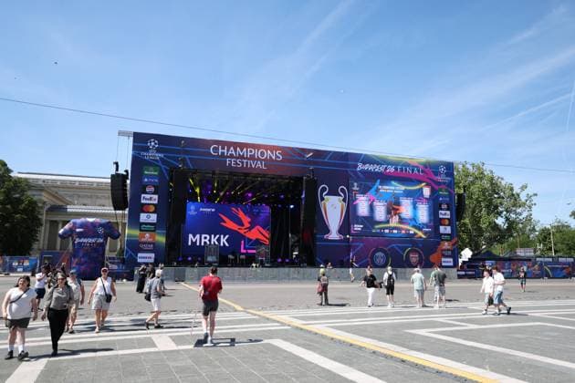 30.05.2026 - SOCCER - 2025-2026 UEFA Champions League final , Paris vs Arsenal General view of the fan zone ahead of the 2025-2026 UEFA Champions League Final between Paris and Arsenal in Budapest, showing crowds and pre match atmosphere Budapest Puskas Arena ,Budapest Puskas Arena Hungary