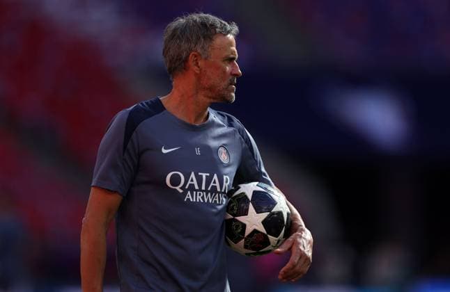 Paris Saint-Germain manager Luis Enrique Paris Saint-Germain Training Session, UEFA Champions League, Final, Football, Puskas Arena, Budapest, Hungary - 29 May 2026Budapest Puskas Arena Hungary EDITORIAL USE ONLY No use with unauthorised audio, video, data, fixture lists, club league logos or live services. Online in-match use limited to 120 images, no video emulation. No use in betting, games or single club league player publications.  Copyright: xKieranxMcManus Shutterstockx 16898279ag