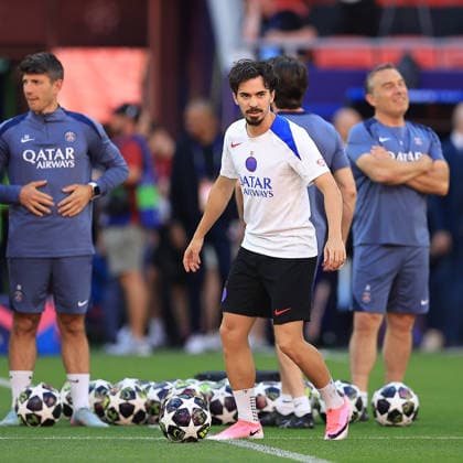 Paris Saint-Germain, Open Training Session Paris Saint-Germain Midfielder Vitinha (17) during the open training session for Paris Saint-Germain ahead of the Champions League Cup Final at Puskas Arena Park, Budapest, Hungary on 29 May 2026. Budapest Puskas Arena Park Hungary Editorial use only , Copyright: xChrisxFoxwellx PSI-24345-0047