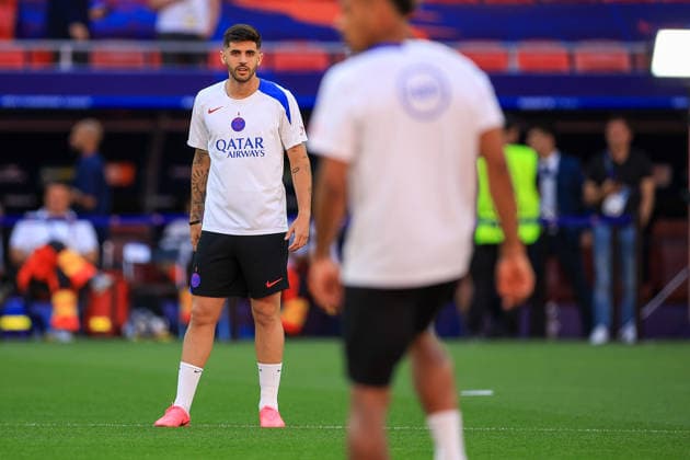 Paris Saint-Germain, Open Training Session Paris Saint-Germain Defender Lucas Beraldo (4) during the open training session for Paris Saint-Germain ahead of the Champions League Cup Final at Puskas Arena Park, Budapest, Hungary on 29 May 2026. Budapest Puskas Arena Park Hungary Editorial use only , Copyright: xChrisxFoxwellx PSI-24345-0048