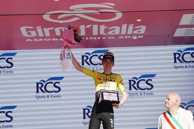 United States™ Sepp Kuss of Team Visma Lease A Bike stage winner Winner Montagna Pantani during Stage 19 of the Giro d™Italia from Feltre to Alleghe (Piani di Pezze ) Italy, Friday May 29, 2026  Copyright: xGianxMattiaxD Alberto LaPressex