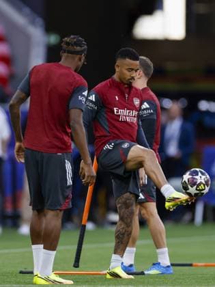 BUDAPEST - (l-r) Noni Madueke of Arsenal FC, Gabriel Jesus of Arsenal FC during the MD-1 training ahead of the UEFA Champions League final between Paris Saint-Germain and Arsenal FC at Puskas ArÃ na on May 29, 2026, Budapest, Hungary. MAURICE VAN STEEN ANP UEFA Champions League Final 2026 2025-2026 xVIxANPxSportx xMauricexvanxSteenxIVx 559612771 originalFilename: 559612771.jpg