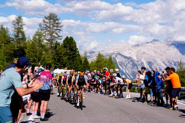 the pack riders during Stage 19 of the Giro d’Italia, from Feltre to Alleghe, Italy, Friday, May 29, 2026.  Copyright: xFabioxFerrari LaPressex