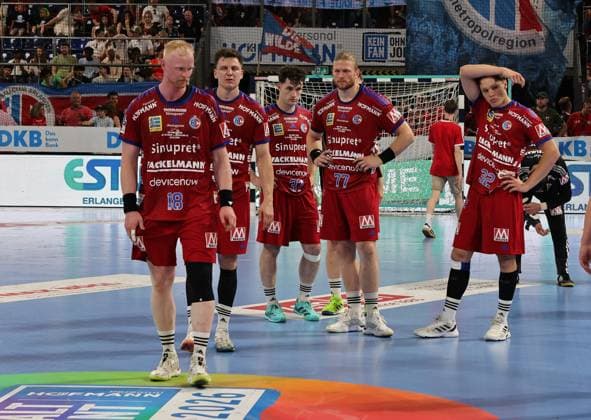 29 05 2026 Handball 1 Bundesliga DAIKIN HBL Season 2025 2026 33 Matchday HC Erlangen Metropolregion Nuremberg HCE Bergischer HC DaMa xdaxmax Team HCE team disappointed Disappointment after the end of the match