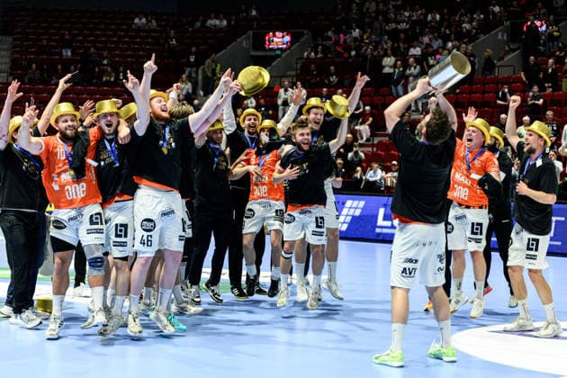 260529 IFK Kristianstads players cheer final four in the Handball League men between HK Malmö and IFK Kristianstad on May 29, 2026 in Malmö  Copyright: MATHILDAxSCHULER BB260529MA118