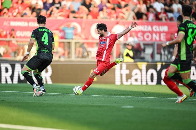 Monza v Catanzaro - Serie B Playoff Final Patrick Cutrone of AC Monza in action during the Italian Serie BKT second leg final football match between AC Monza and US Catanzaro on May 29, 2026, at U-Power Stadium in Monza, Italy. Monza Italy  Copyright: xTizianoxBallabiox originalFilename:ballabio-acmonzaa260529_npikC