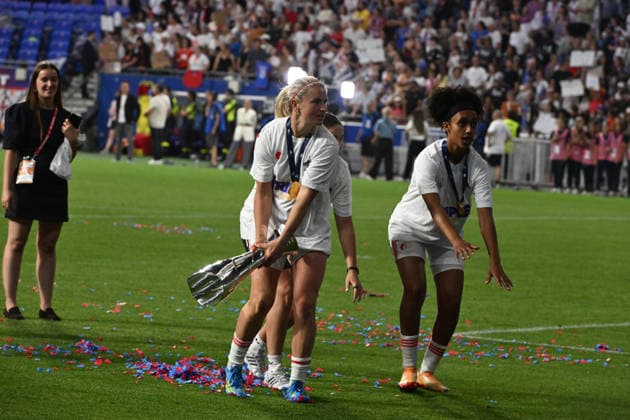 Football : OL Lyonnes vs Paris FC- final French Ligue Arkema - 29 05 2026 Players of OL Lyonnes celbrates after winner the champions ligue Arkema at the Final French Ligue Arkema match between OL Lyonnes and Paris FC at the Groupama stadium Lyon ,on May 29 2026 LYONFrance  Copyright: xMouradxAllilix